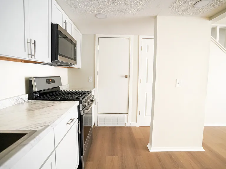2BR/1.5BA Townhome