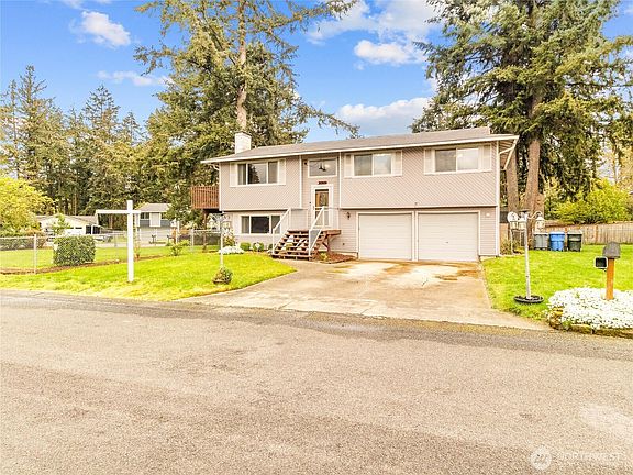 2nd image of 523 189th Street Ct E