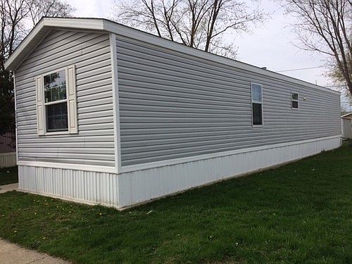 4th image of 3326 Hood Ave