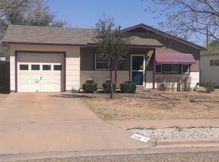 2416 39th St, Lubbock, TX 79412