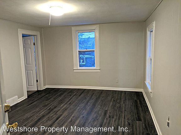 3rd image of 1176 Sanford St #2