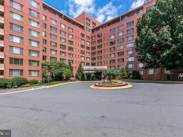 1121 Arlington Blvd, Arlington, VA