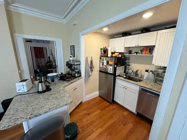 65 Walden St, Cambridge, MA