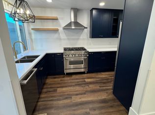 917 Alabama St, Huntington Beach, CA 92648