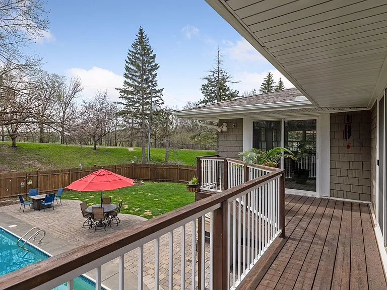 6117 Wilryan Ave — Photo 23