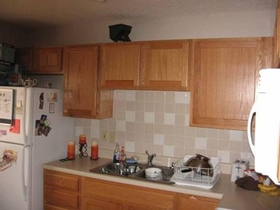 Kitchen (3)