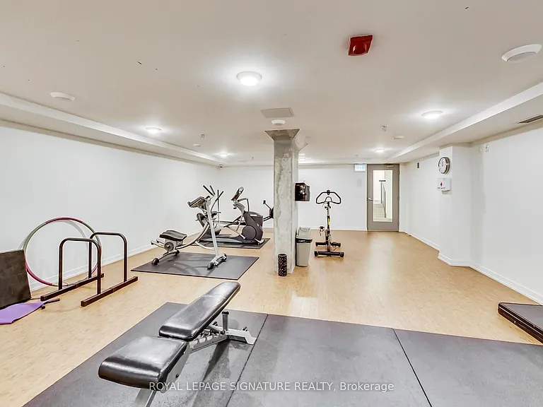 1205 Queen St W #Penthouse 704 — Photo 46
