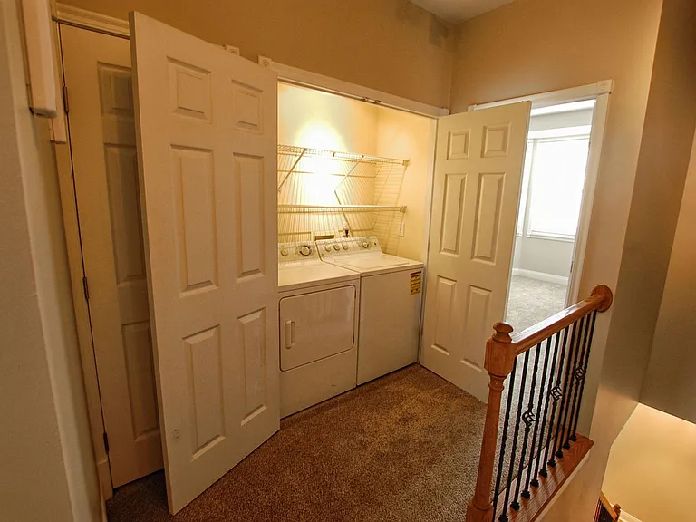 921 Sharkey Ln — Photo 26
