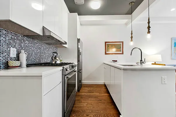 Rented by Lander Real Estate | media 16