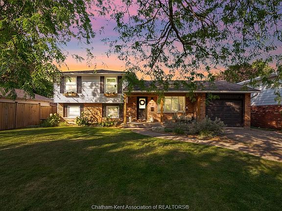 2nd image of 7 Ordon Blvd