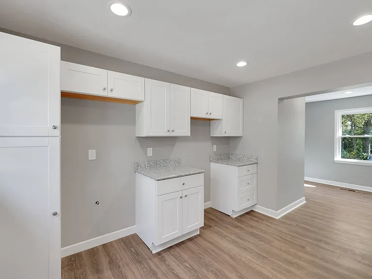 7108 Hicks Ct — Photo 14