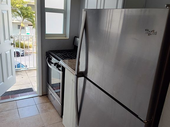 3rd image of 450 79th St #6