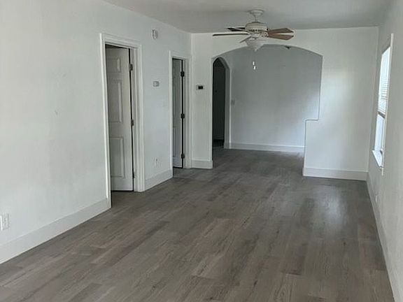 2nd image of 3260 V St Unit B