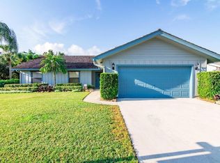 6185 Silver Oak Dr, Lake Worth, FL 33467