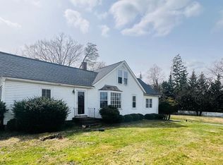 9015 Old Courthouse Rd, Vienna, VA 22182