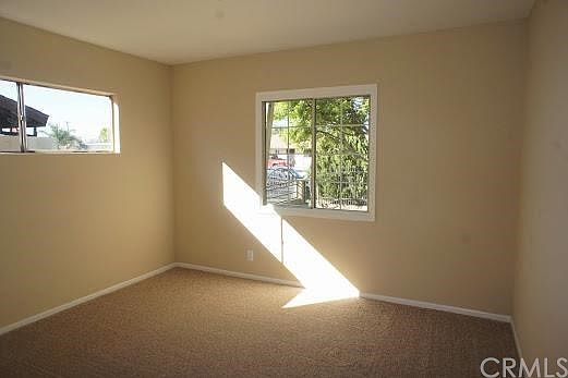 5th image of 9887 Niagara Ave