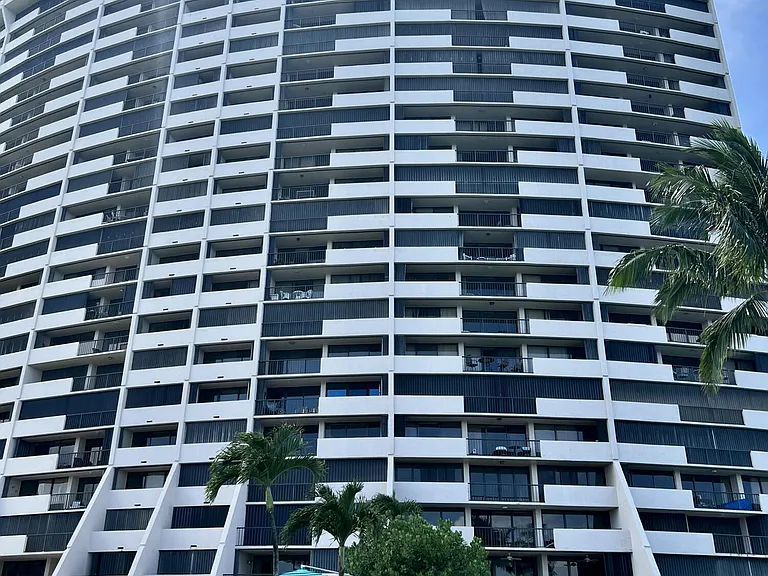 5200 N Flagler Dr #503 — Photo 1