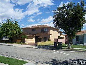1st image of 12446 Menlo Ave
