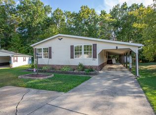 197 Sunrise Ln, Hiram, OH 44234