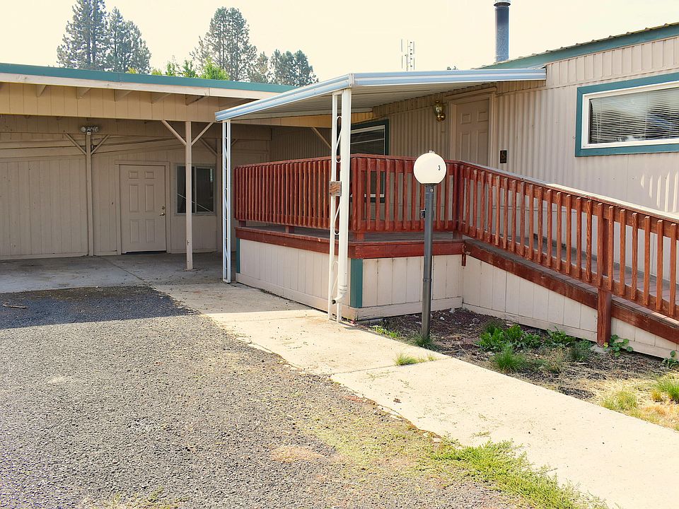 1st image of 400 NW Terrace Ln Unit 3