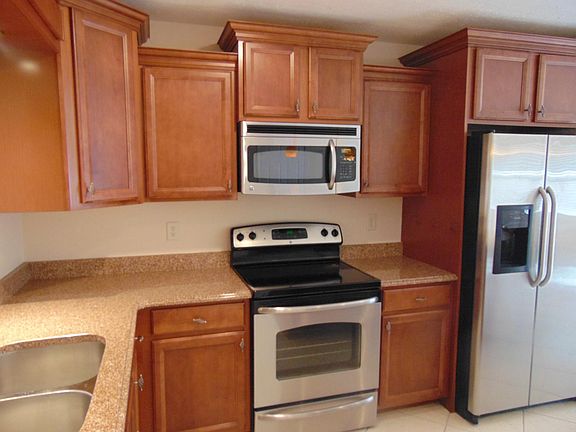 2nd image of 4576 Santiago Ln