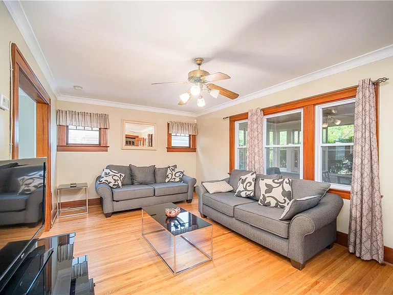101 Crittenden Blvd — Photo 2
