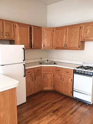 Rented by Oxford Property Group | media 37