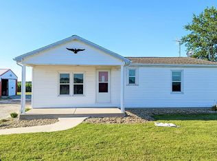 12025 Highline Rd, Breese, IL 62230