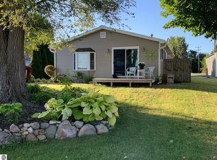 212 Lake St, Elk Rapids, MI 49629