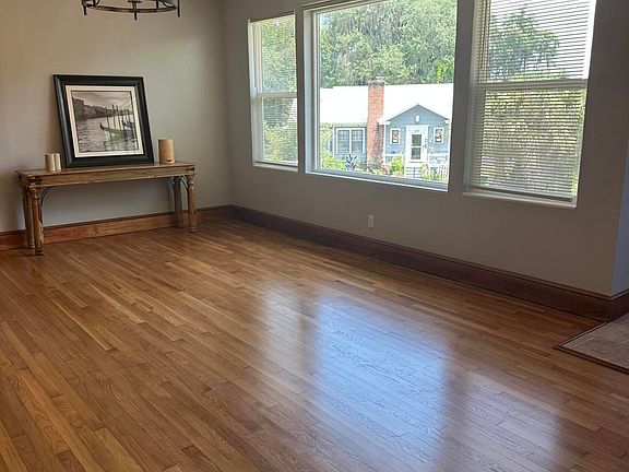 4th image of 1709 CARR Street