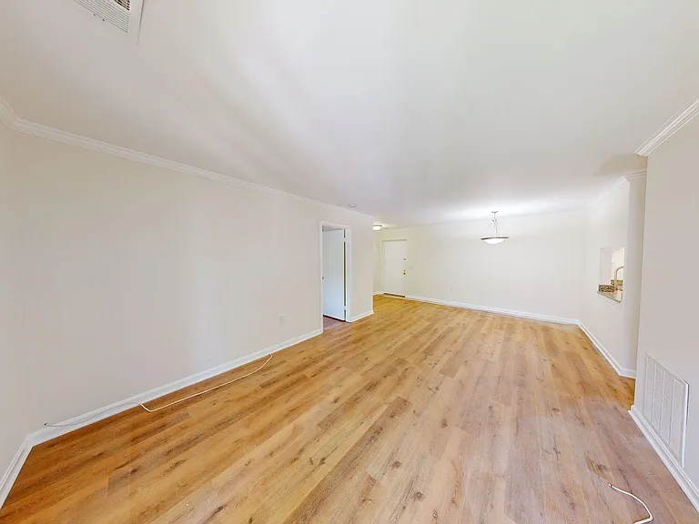 18318 Streamside Dr #202 — Photo 8