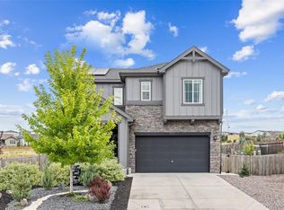 977 White Leaf Cir, Castle Rock, CO 80108