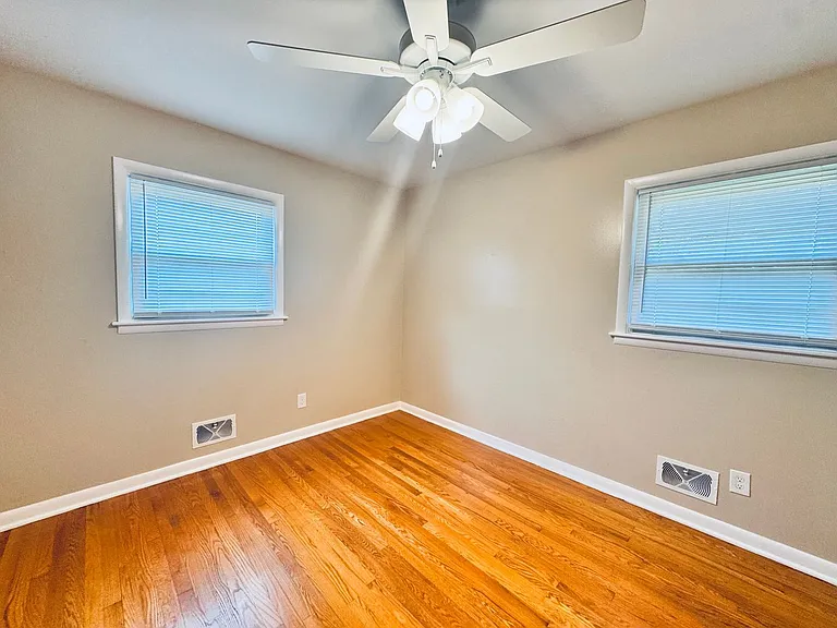 113 Hydaway Dr — Photo 12
