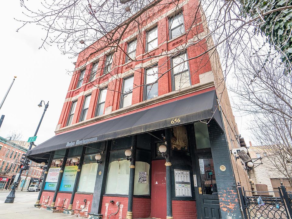1st image of 658 W Belden Ave #202
