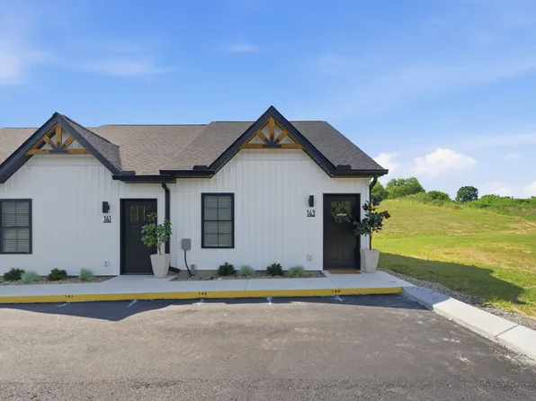 143 Deer Valley Dr E #143, Gordonsville, TN 38563