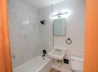 Uptown Flats, Sioux Falls, SD 57104