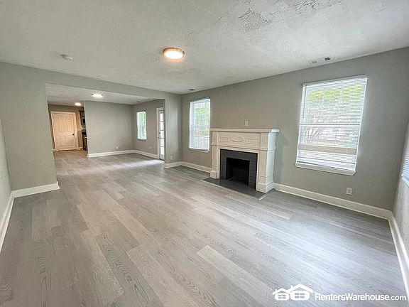 3rd image of 2217 Parker Ave