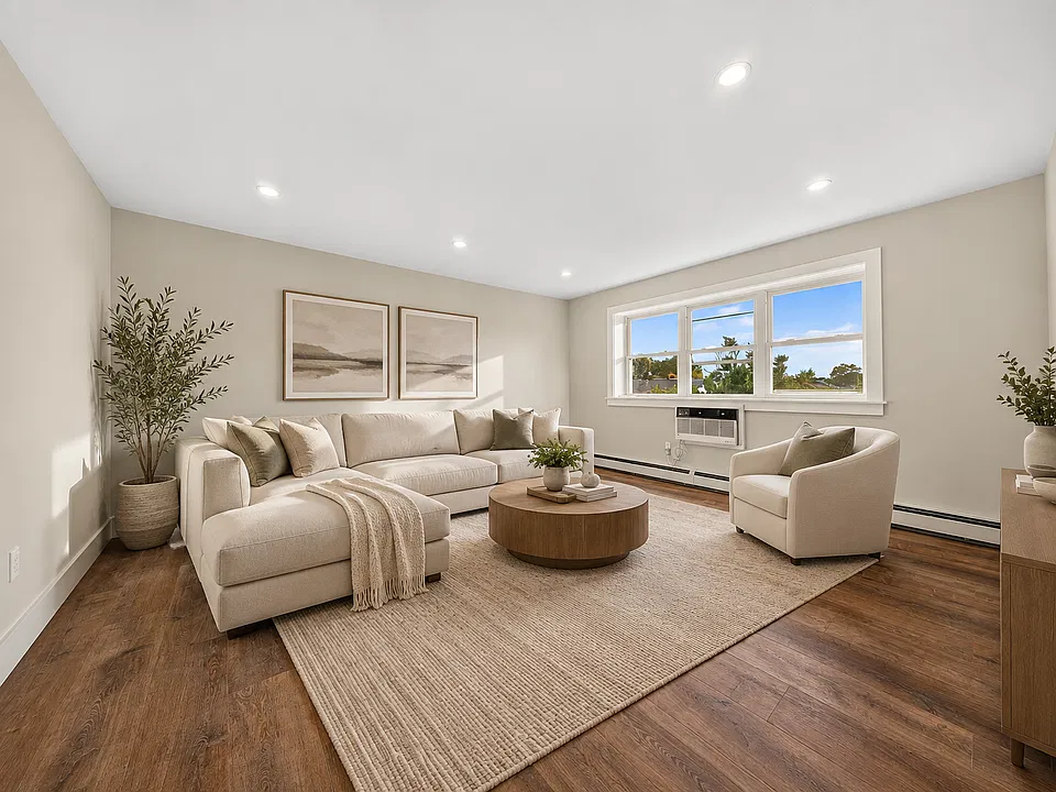 298-300 Belmont Ave #9