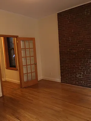 Rented by Warren T Real Estate Corp. | media 24