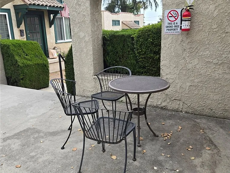 15 E Mira Monte Ave #5 — Photo 13