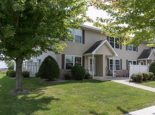 6098 S Pointe Dr SW, Rochester, MN 55902