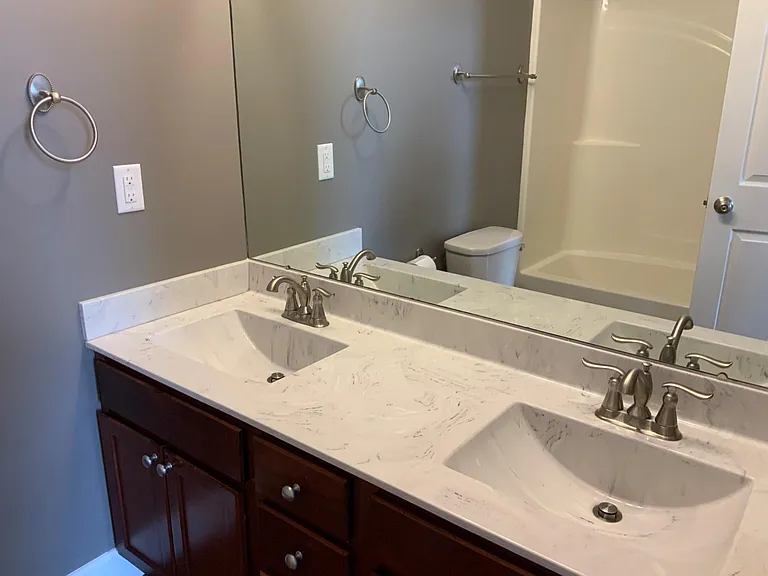 2231 W Franklin St #A — Photo 6
