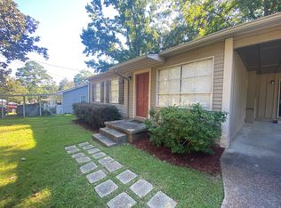 725 Northhill Dr, Hattiesburg, MS 39401