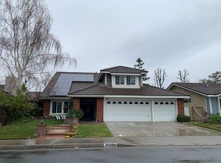 26060 Alejandro Dr, Santa Clarita, CA 91355