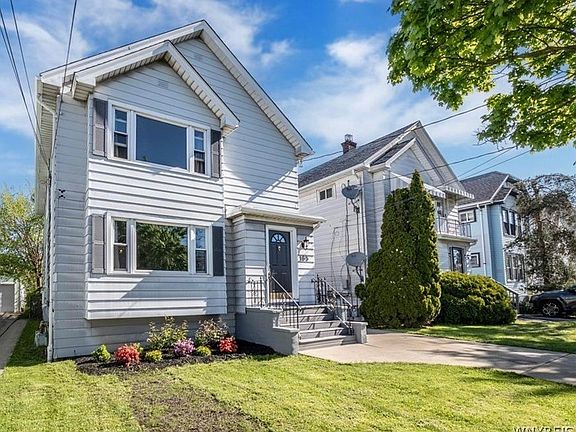 3rd image of 185 Ramsdell Ave