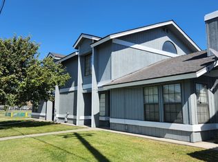 640 S 19th Ave #B, Lemoore, CA 93245