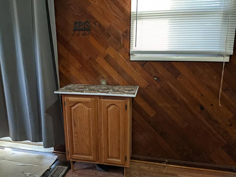 12010 Ashley Dr — Photo 20
