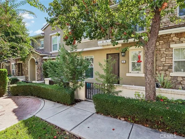 15723 Parkhouse Dr Unit 94, Fontana, CA 92336