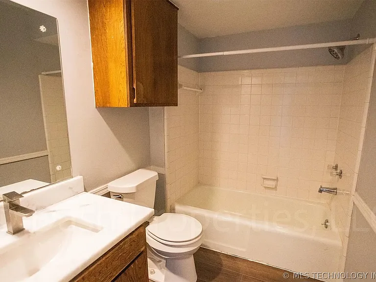 5104 S 75th East Ave — Photo 26