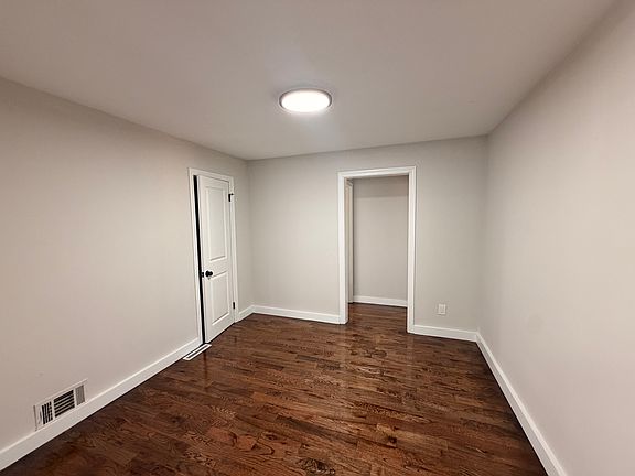 3rd image of 39 Webb St #A